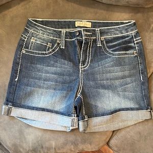 Earl Jeans